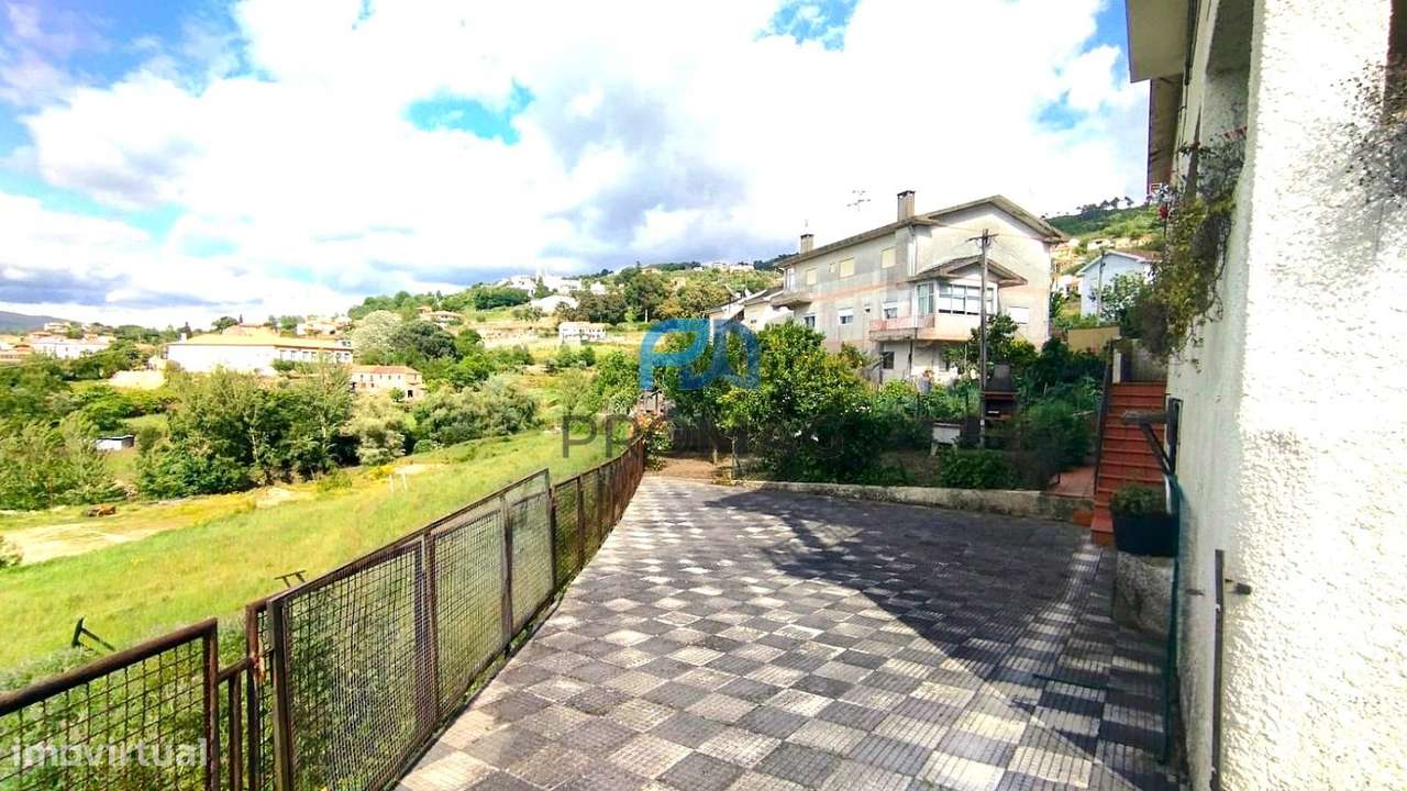 Encantadora Moradia Isolada em Resende-18