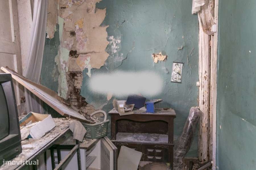 Moradia Geminada T2 para Reconstruir ao lado do Corte Inglês, em Gaia!-13