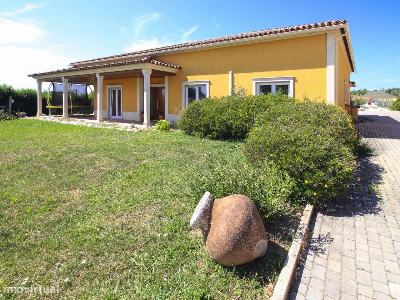 Moradia T5 com piscina - Grande imagem: 4/22