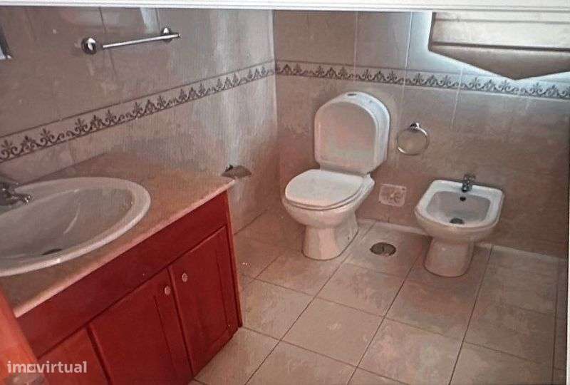 Arrendamento t2 São Romão Leiria - Grande imagem: 4/12