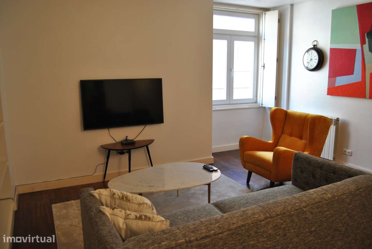 Apartamento em palácio reabilitado no coração do Chiado - Grande imagem: 3/15