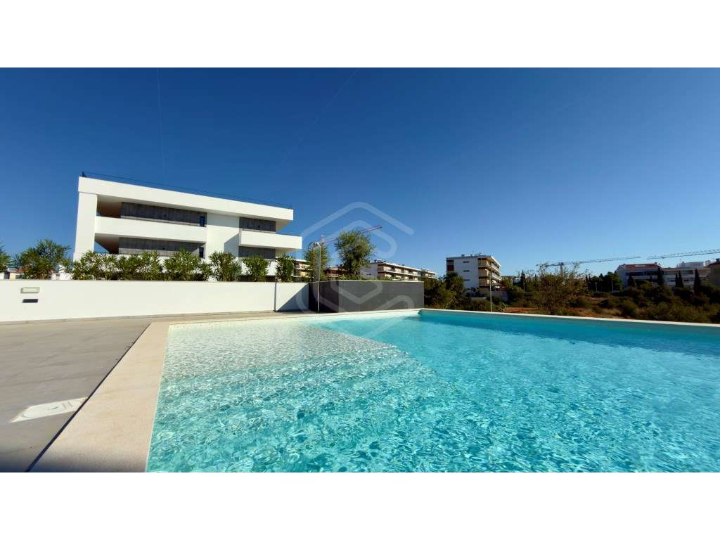 Condomínio privado com piscina, Apartamento T3 em Portimão, Algarve - Grande imagem: 4/43