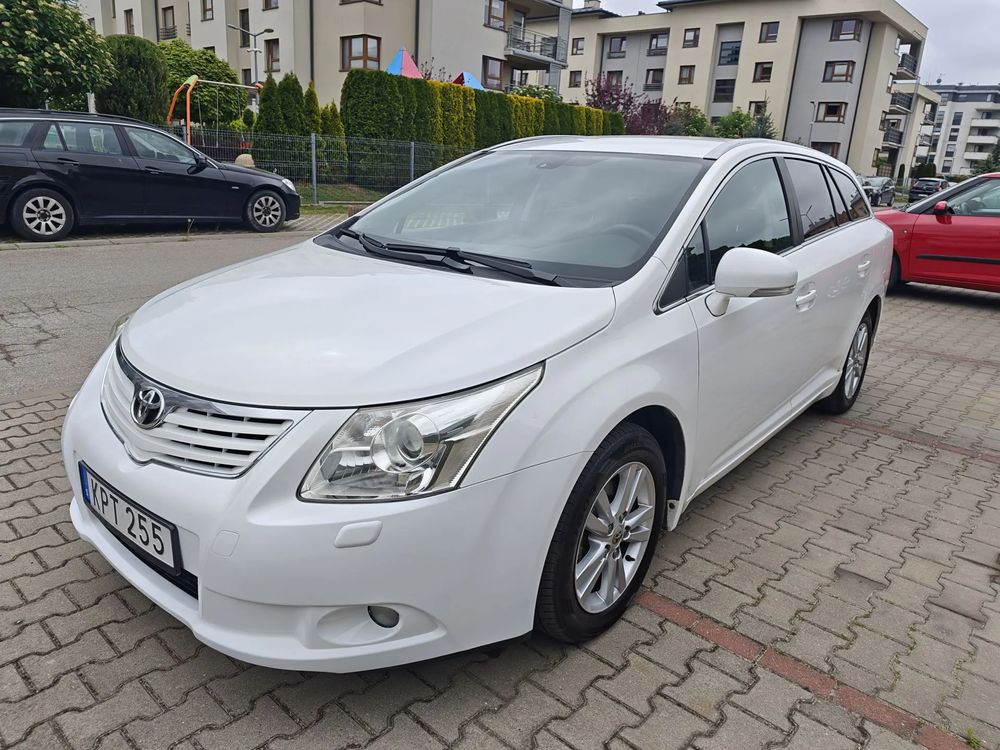 Toyota Avensis III 2.0 Sol EU5 2010