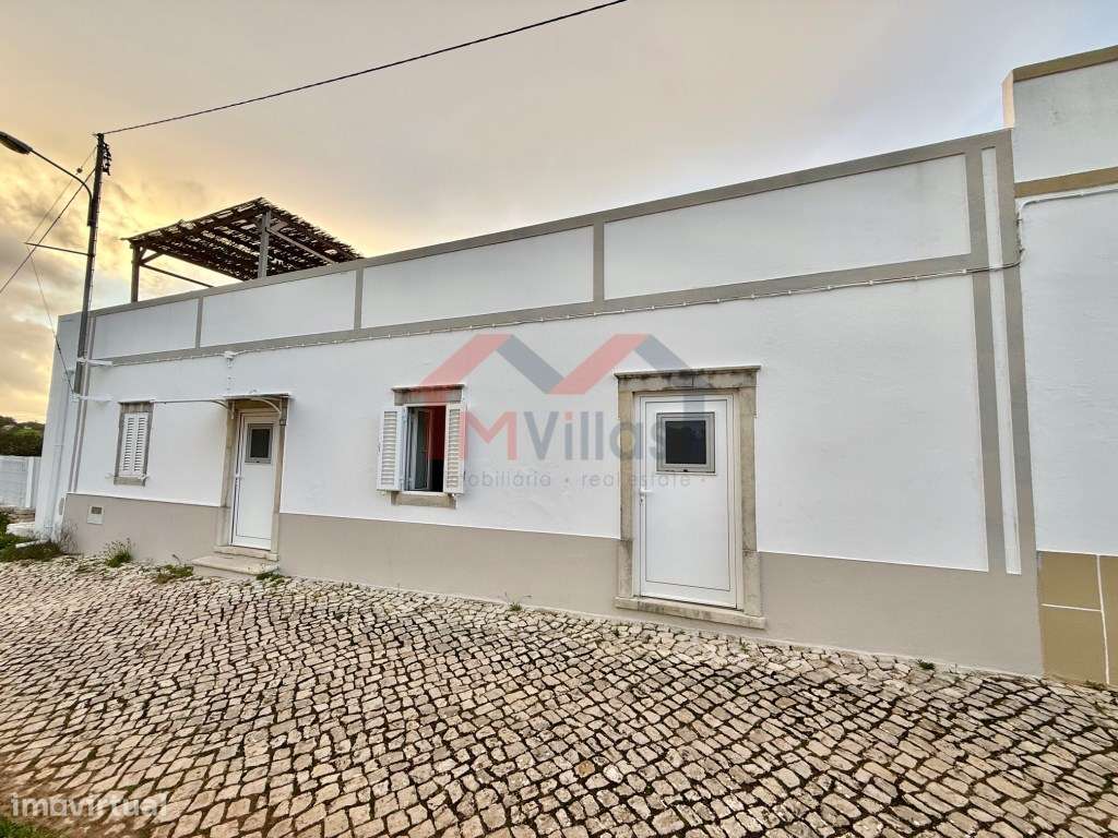 Moradia V2 renovada com vista campo - Loulé - Grande imagem: 2/44