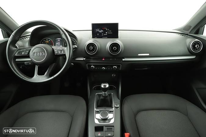 Audi A3 Sportback 30 TFSI - 8