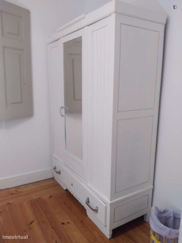 Quarto - localizado em Montarroio Coimbra - Grande imagem: 2/7