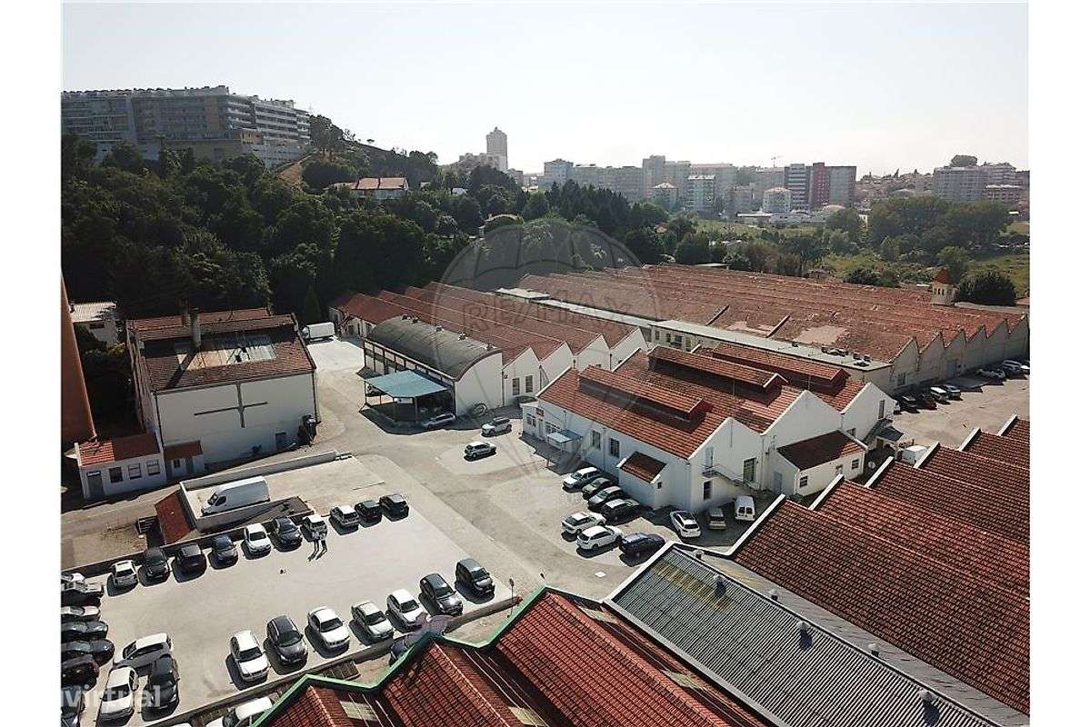 Armazém T0 para arrendamento - Grande imagem: 3/32