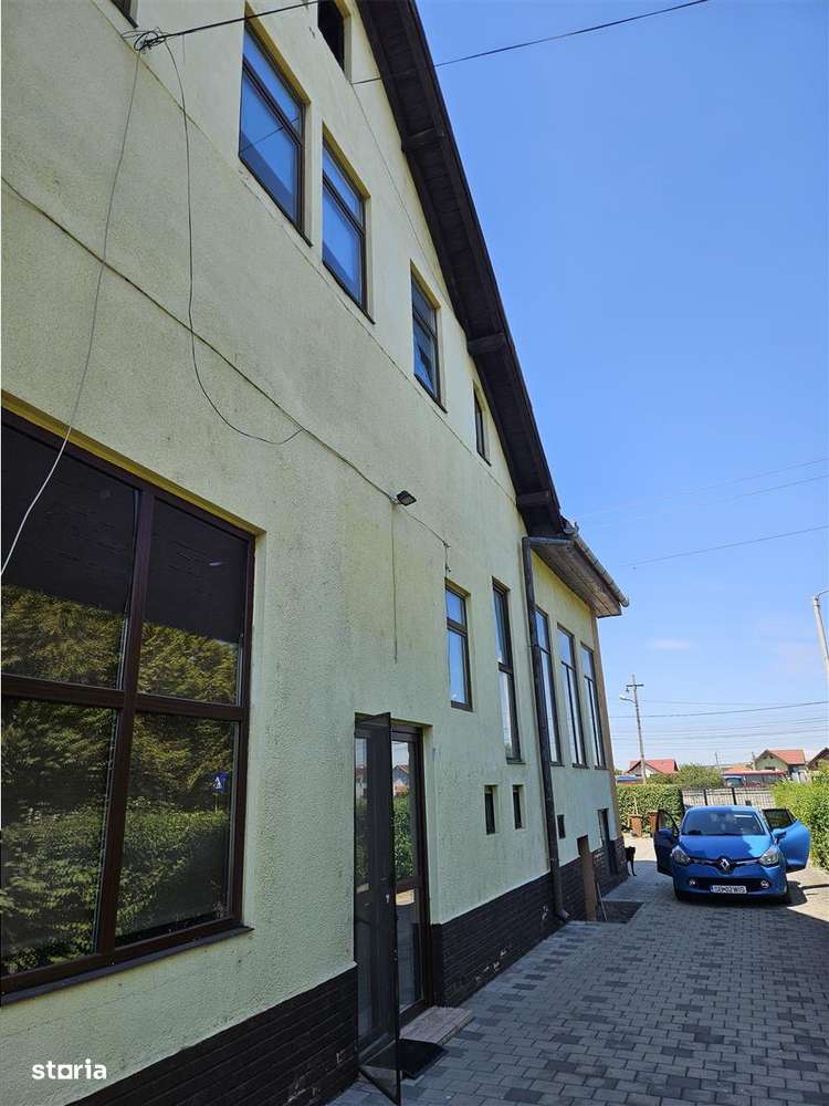 Vila spatioasa, hale si teren total 1700 mp, Calea Surii Mici, Sibiu - Imagine principală: 4/20