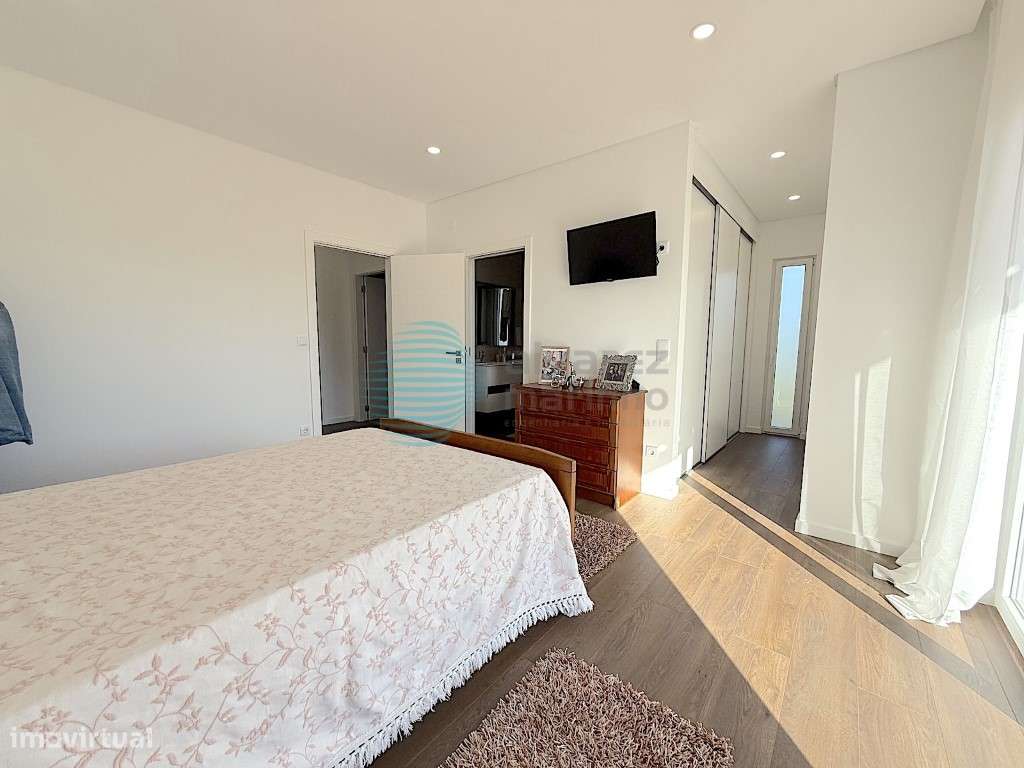 Excelente Moradia/Quintinha PISO TÉRREO V4, Ramalhal-30