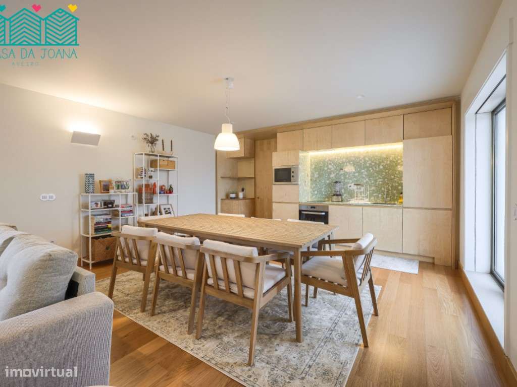 Apartamento T3 Duplex com Lugares de Garagem em Aveiro - Grande imagem: 2/35