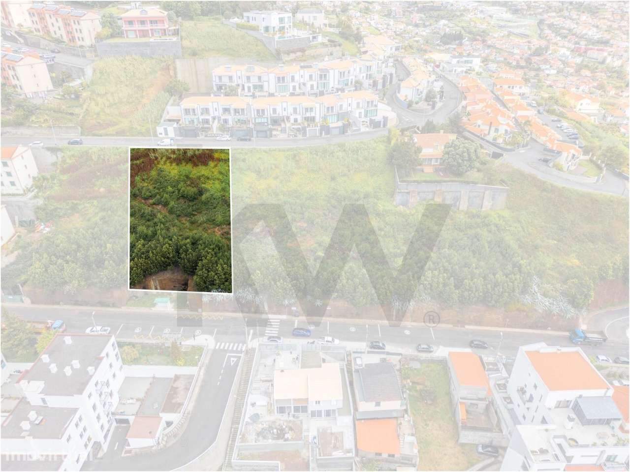 **Terreno com 1040m2 no Pico das Romeiras - Santo António!** - Grande imagem: 3/32