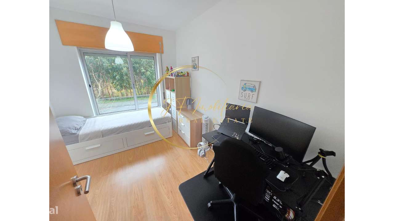 Apartamento T3 em Esgueira-11