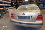 Bobina inductie 1.4 AXP 032905106B Volkswagen VW Bora 1  [din 1998 pana  2005] seria Sedan 1.4 16V - 12