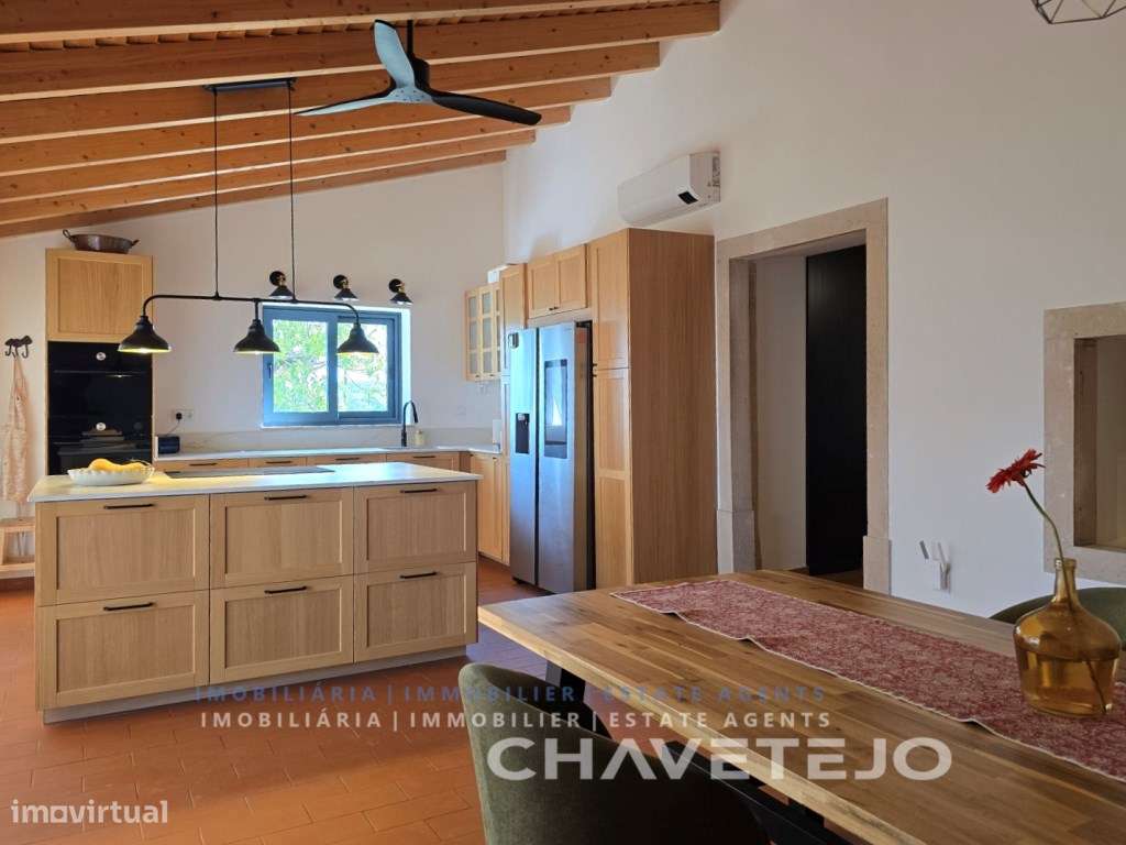 Charmosa moradia T3 em pedra para venda perto de Chãos Ferreira do ...-26