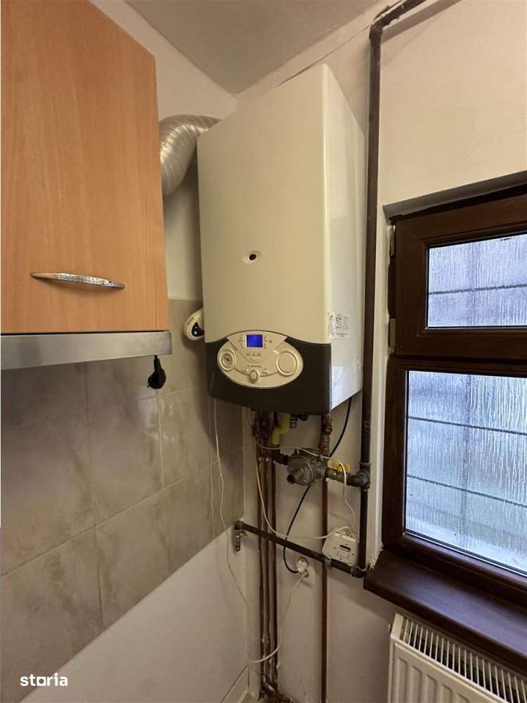 Decomandat cu centrala si balcon langa Piata Verde - Imagine principală: 2/12