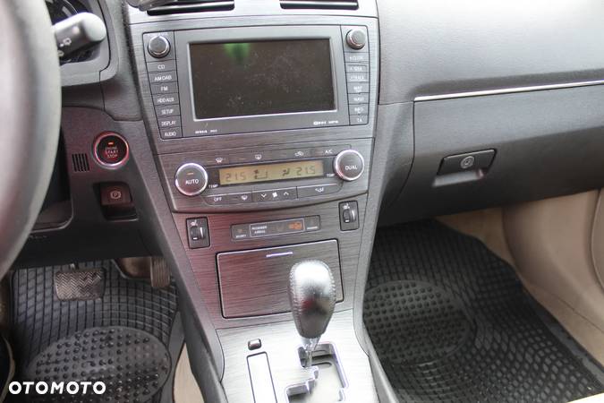 Toyota Avensis 2.0 Prestige MS - 8