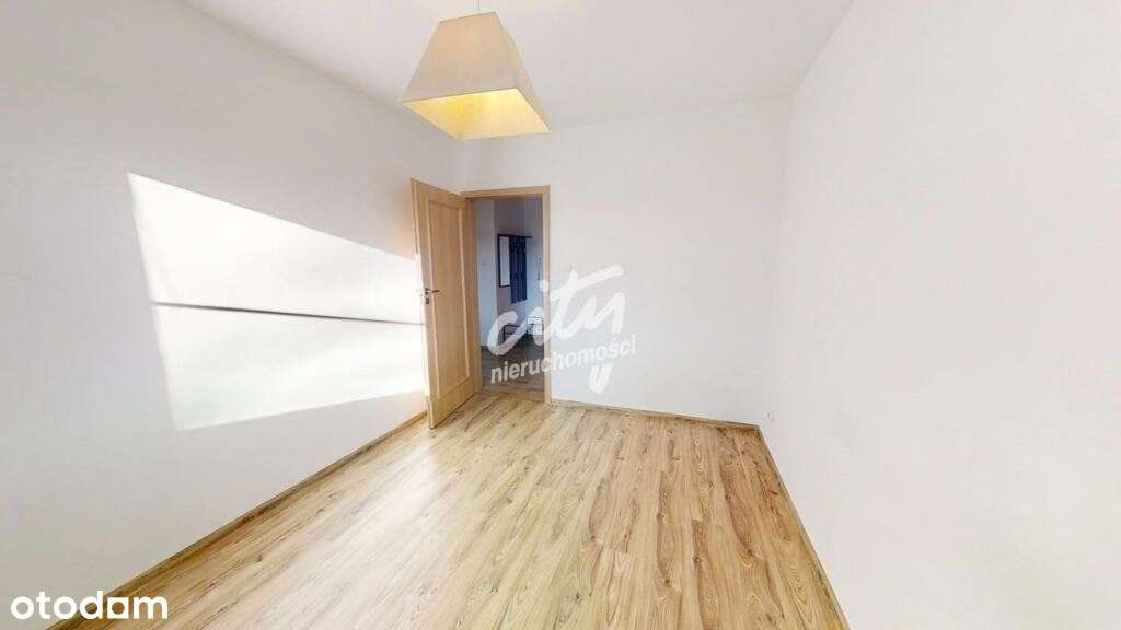 3 pokoje na os Majowym z balkonem-4