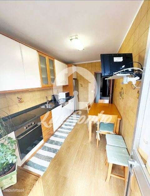 Apartamento T3, situado em Ermesinde  Espaçoso, luminoso e com loca...-5