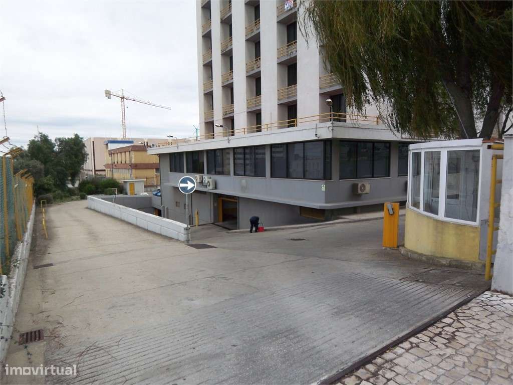 Escritório no edifício Sagres - Prior Velho, Loures-7