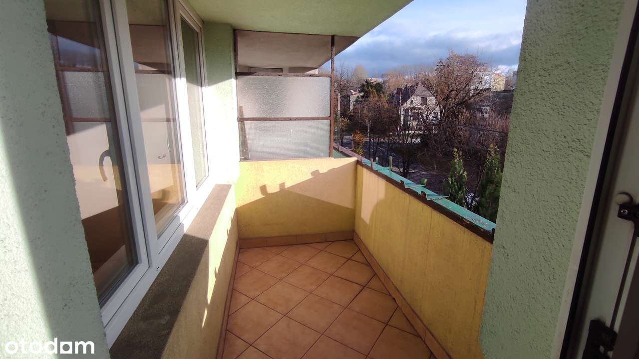 ul.Tuwima - duże i przestronne 3 pokoje w niskim bloku na II piętrze!-17