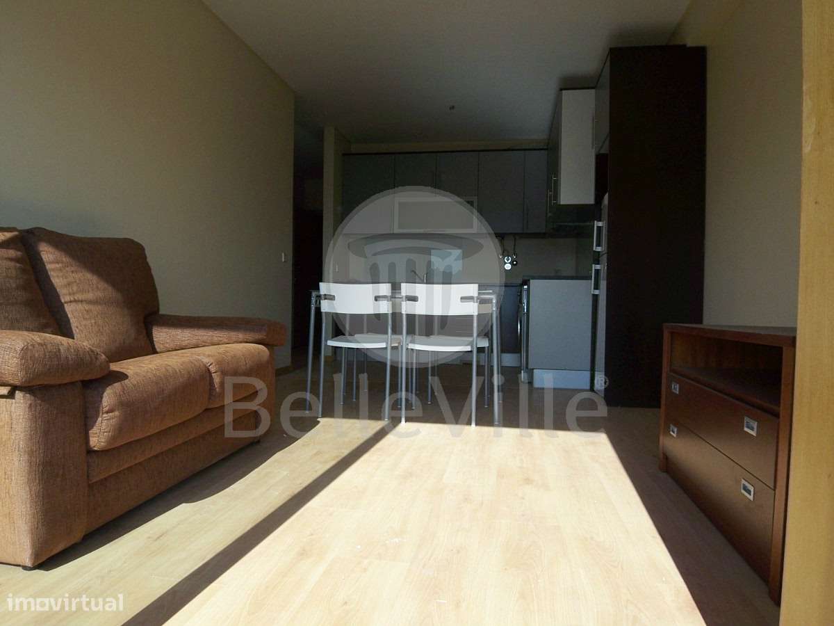 Apartamento T1 para arrendar, mobilado e cozinha equipada em Gualtar - Grande imagem: 5/19