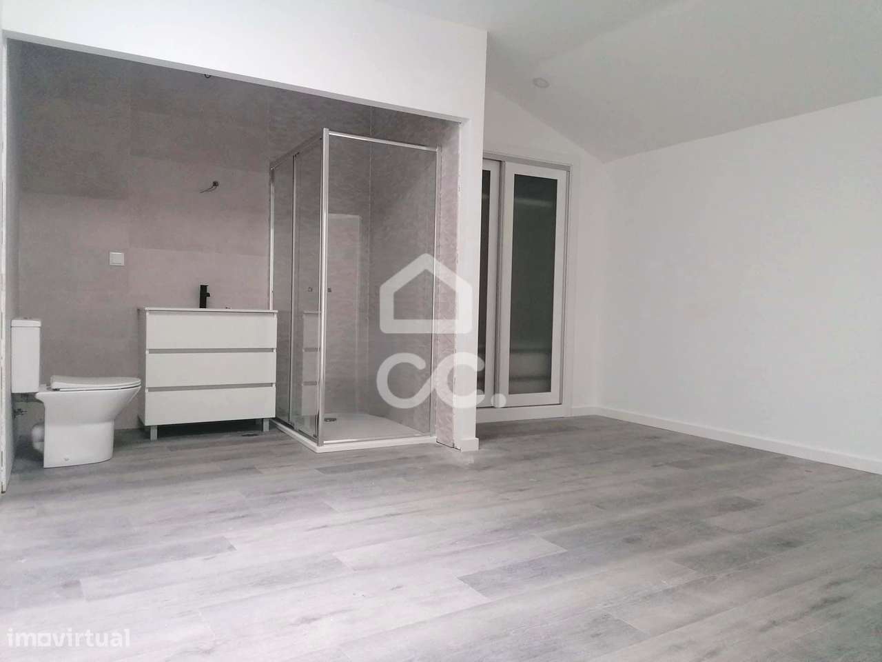 Moradia T3 totalmente remodelada, em Lourinhã – Conforto, modernidade-13