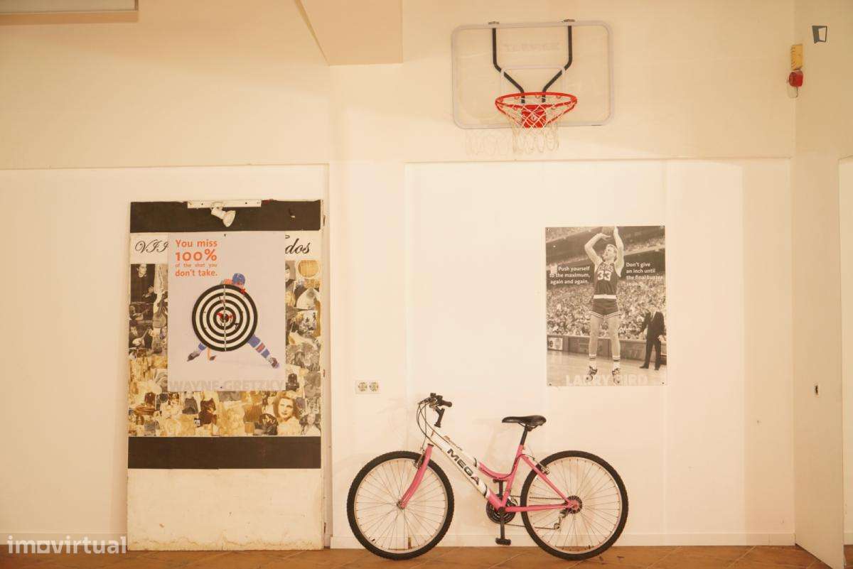 Quarto - localizado em Braga - Grande imagem: 5/9