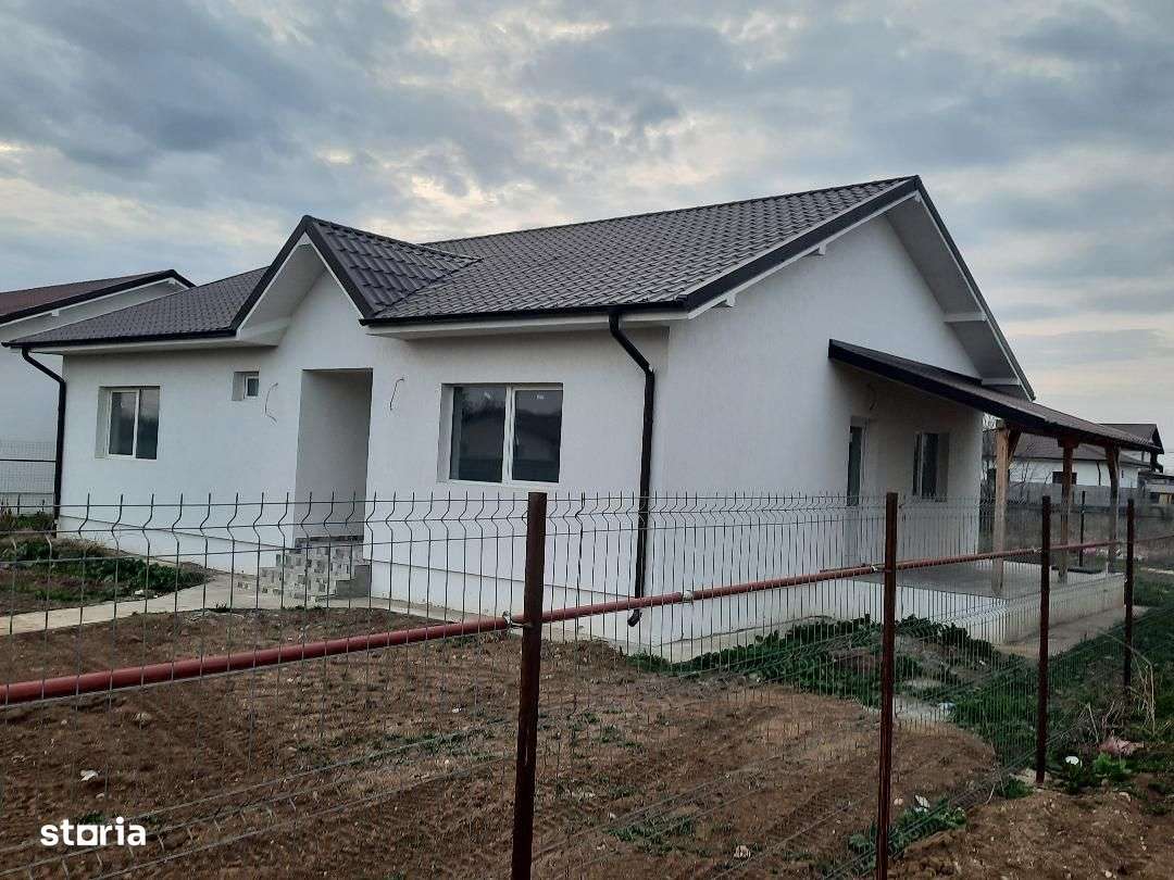FARA COMISIOANE in COMPLEX DE CASE, casa cu 4 camere 2 bai PARTER +pod-4