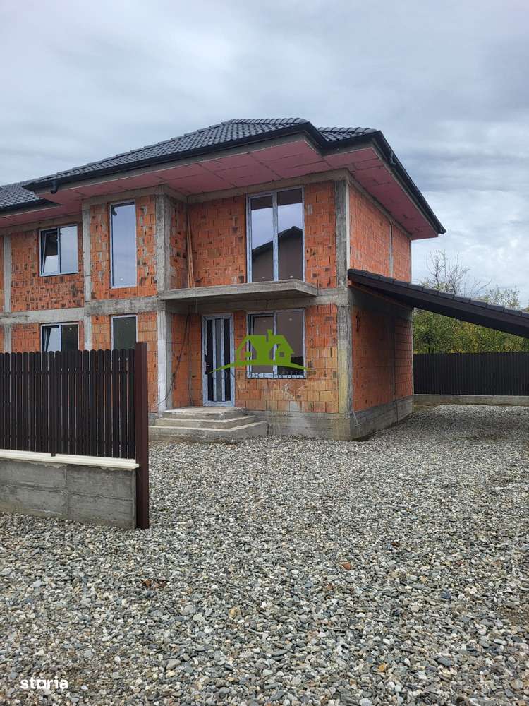 Casa noua P+E zona Lespezi-Goranu la 2,5km min de oras - Imagine principală: 5/13