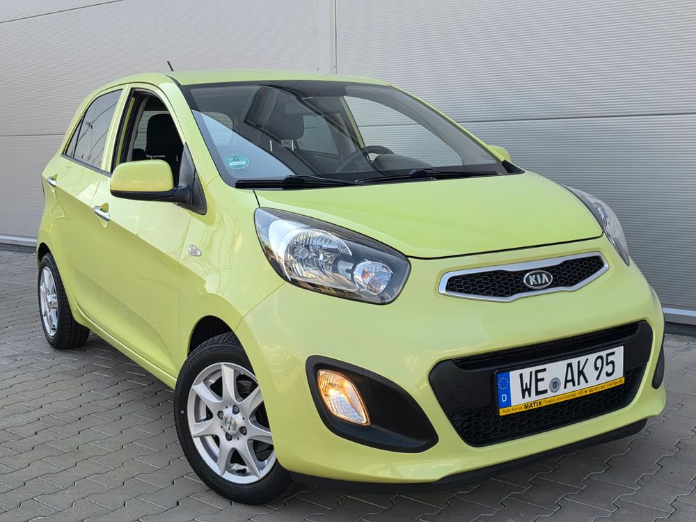 Kia Picanto (Morning) II (2011-) 1.0 Attract 2011