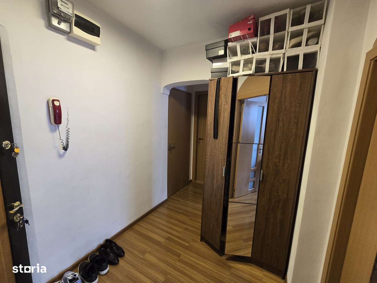 Ap. 2cam,dec,renovat total,et.5,bl.reabilitat,1 min distanta metrou.-3