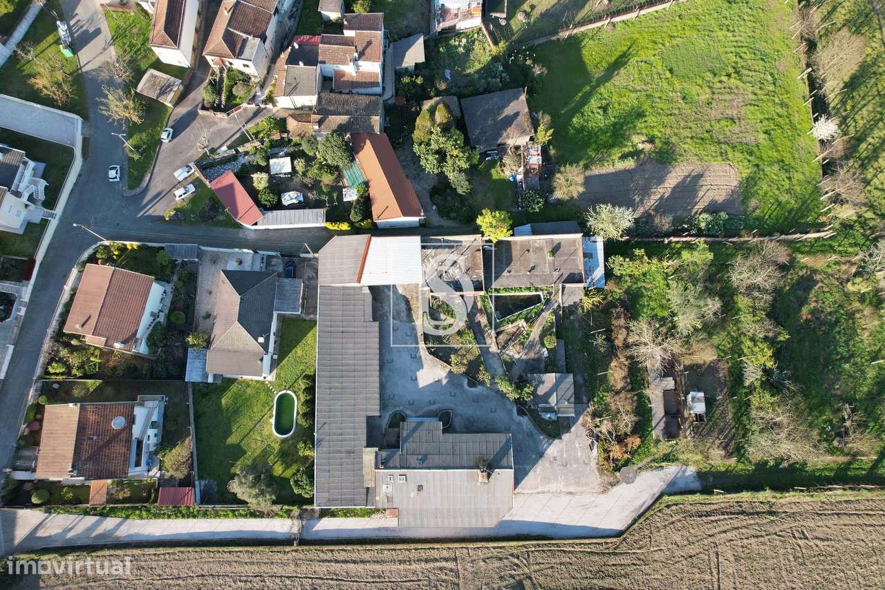 Moradia T7 com 634m² de construção e enorme potencial | Palmeira, Brag - Grande imagem: 4/7