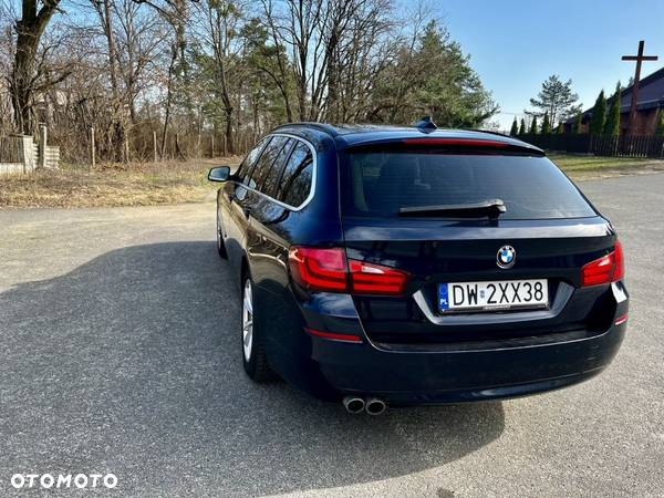 BMW Seria 5 520d Touring - 6