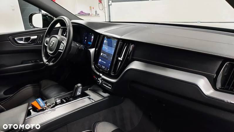 Volvo XC 60 B4 D Geartronic RDesign - 17