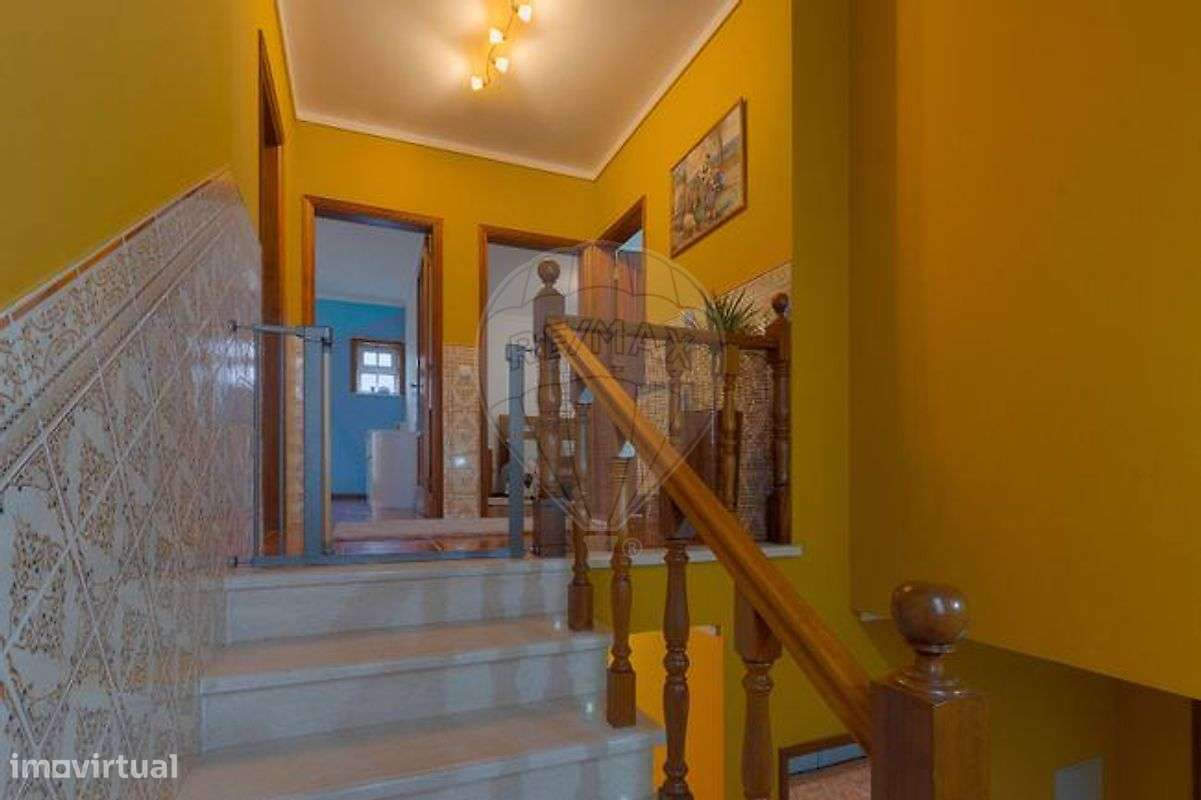 Moradia T4 para venda-13