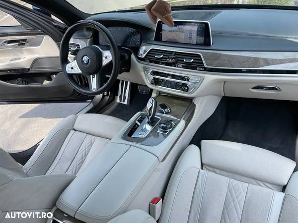 BMW Seria 7 750Li xDrive - 11
