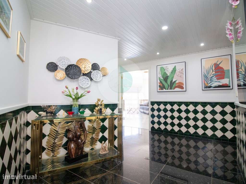 Excelente Apartamento T2 - Baixa da Banheira-20