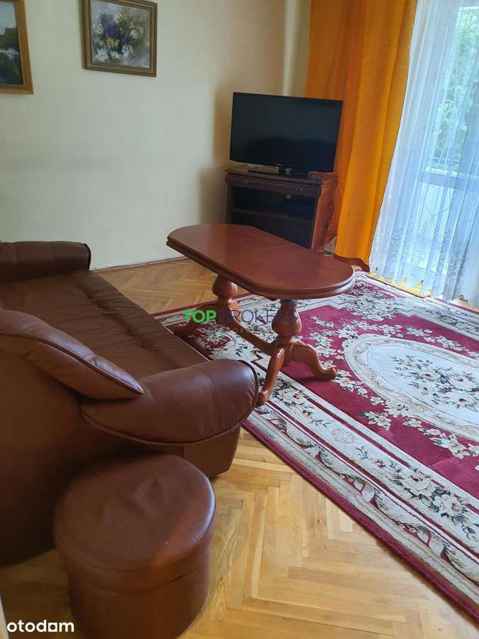 Komfortowe 3 pokoje obok metra