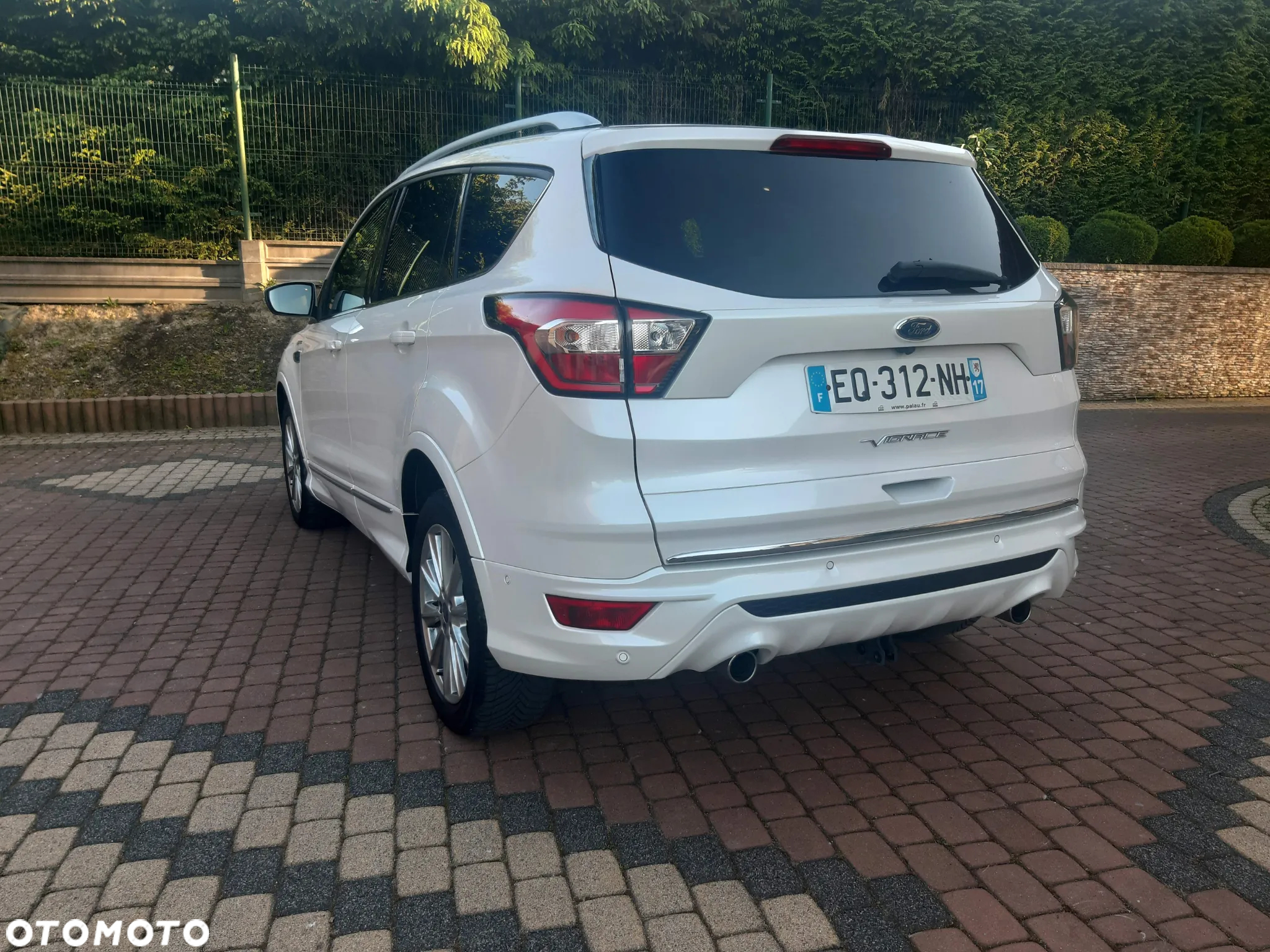 Ford Kuga 2.0 TDCi 4x4 Vignale - 9