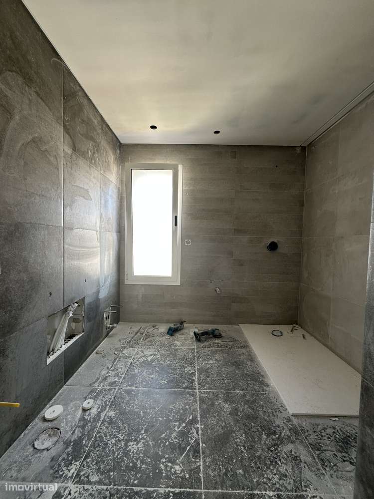 T3 Duplex, em construção, junto à rodoviária. Vende o construtor-9