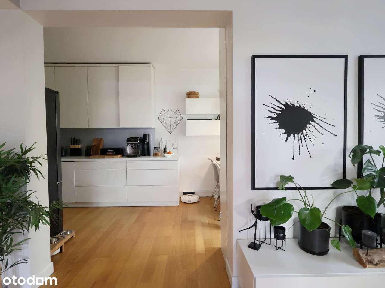 MIESZKANIE 4 POKOJOWE I TARAS 50m2 I GARAŻ I GOTOWE DO WPROWADZENIA-1