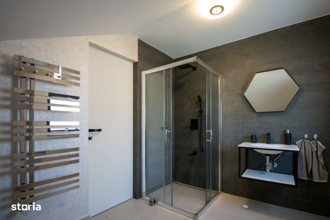 Resedinta de lux cu 5 dormitoare, gym si piscina Iancu Nicolae - Cambr-18