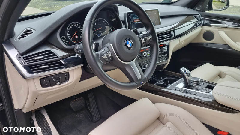 BMW X5 M M50d - 17