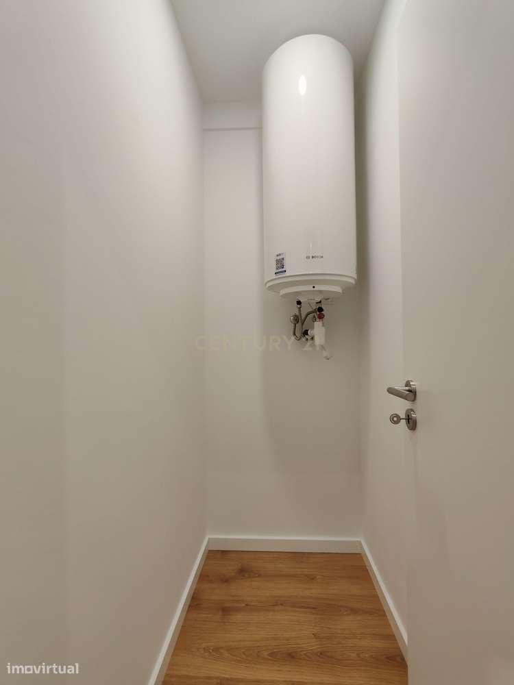 Apartamento T3 Totalmente Remodelado, São Domingos de Benfica.-15