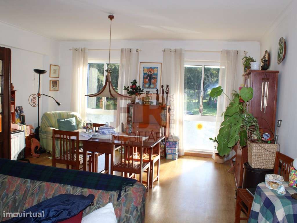 Apartamento T2 com Terraço! Urbanização Portais Arrábida, Palmela-16