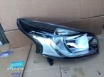 Lampa przednia prawa Renault trafic 3 NV300 Vivaro B Talento - 2