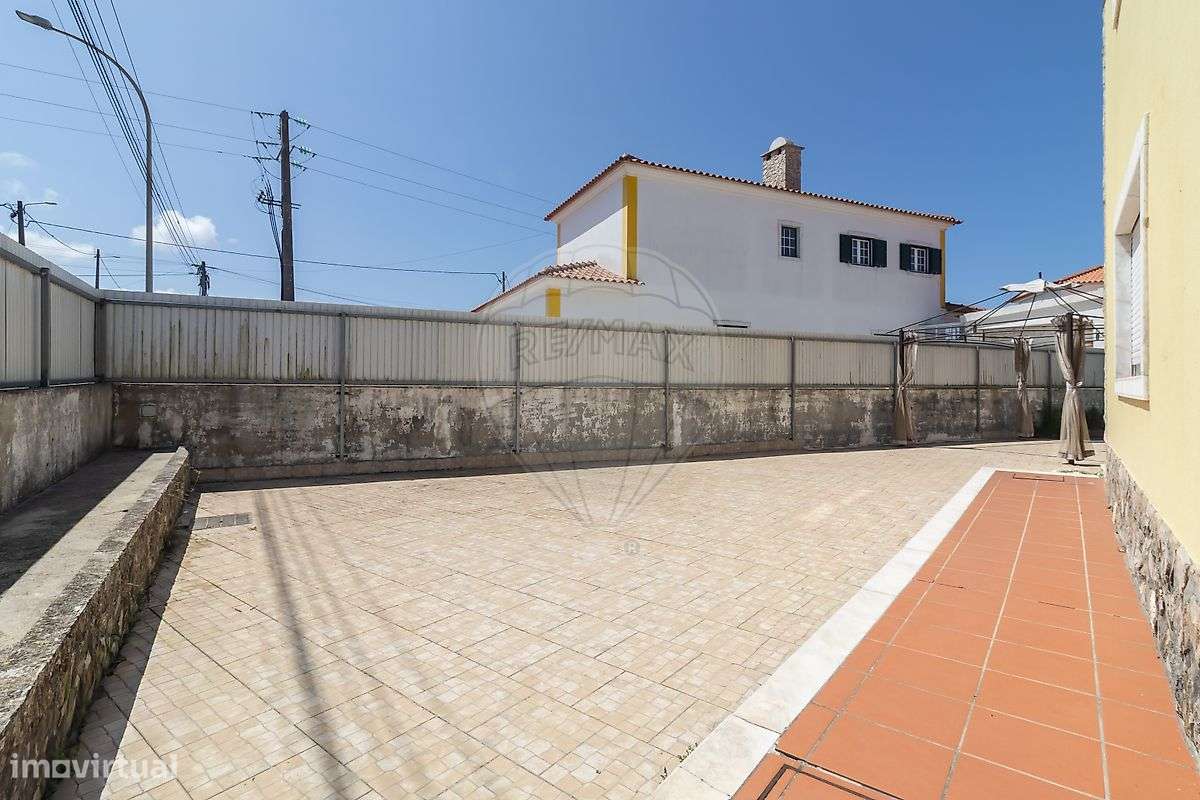 Moradia T4 com 570 m² de Terreno em São João das Lampas-42