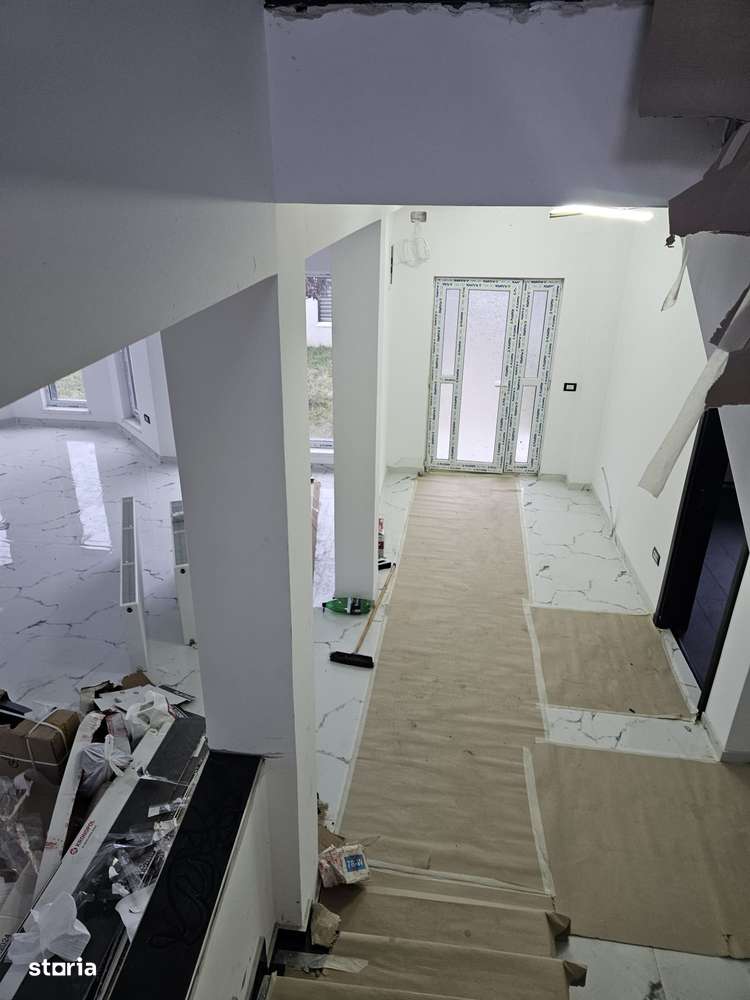 CASA 5 CAMERE - LUMINA-9