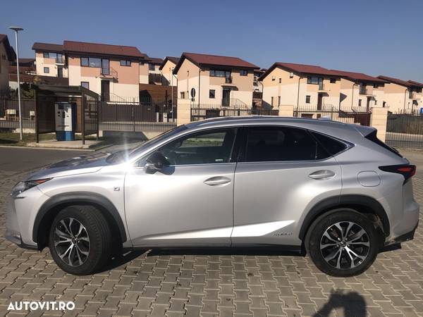 Lexus Seria NX 300h F Sport Premium - 3