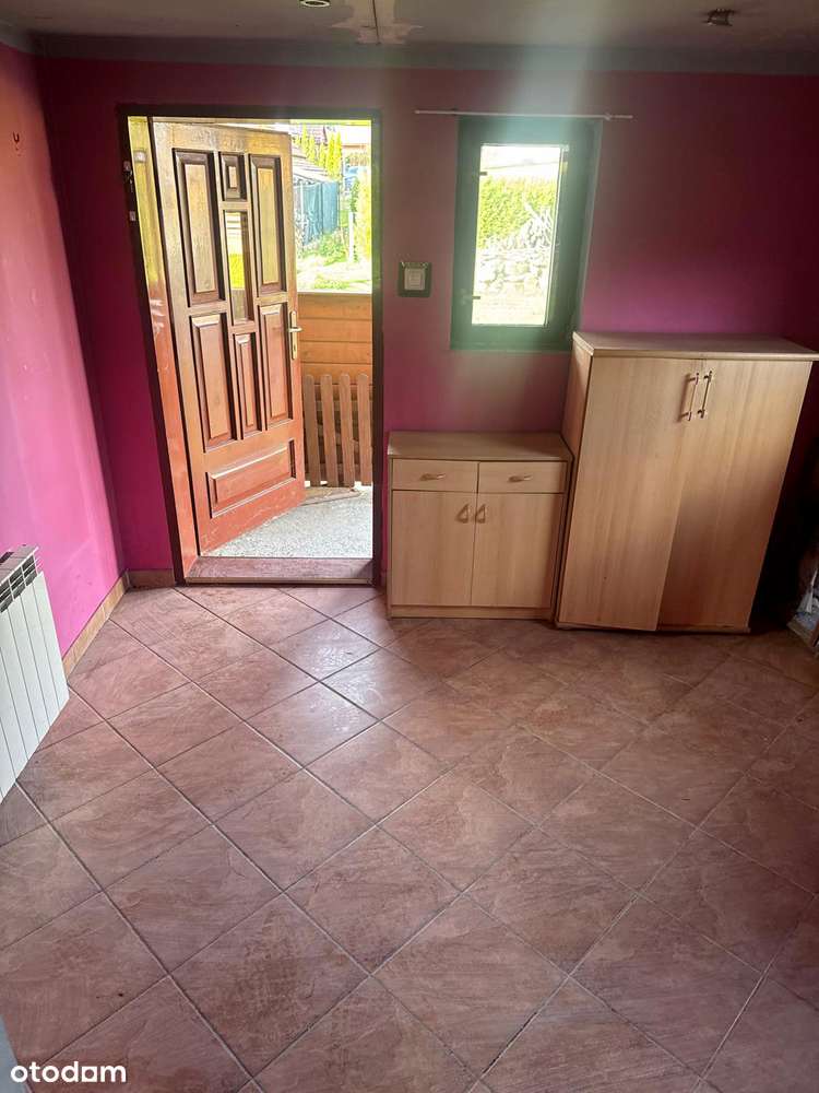 Dom do remontu z dużym  potencjałem i pięknym widokiem !-10